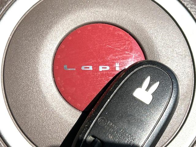 �y�L�[���X�X�^�[�g�V�X�e���z�J�o����|�P�b�g�ɓ��ꂽ�܂܂ł��h�A�̎{���E�������\�ȃX�}�[�g�L�[�𑕔��B�G���W���̃I���E�I�t�����J�M�����o���K�v����������Ƃ��Ă��֗��ł���