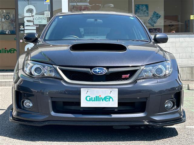 インプレッサ ＷＲＸ　ＳＴｉ　ＳＴＩ製ダウンサス（純正サスペンション有）クスコ製ストラットタワーバー　社外フロントスポイラー　ハーフレザー　運転席パワーシート　社外メモリナビ（フルセグ／ＤＶＤ／ＳＤ／ＵＳＢ／ＢＴ）Ｂカメラ　ＥＴＣ（2枚目）