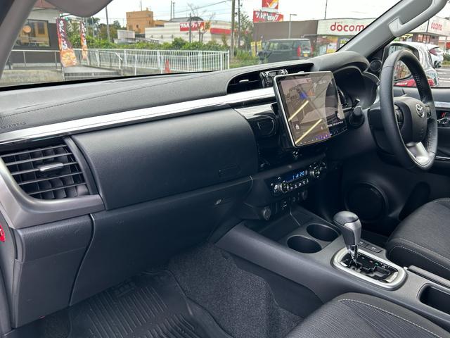 ハイラックス Ｚ　純正キャノピー付車　アルパイン製フローティングナビ（フルセグ／ＤＶＤ／ＳＤ／ＢＴ／ＵＳＢ／ＨＤＭＩ）Ｂカメラ　ナビ連動型ドラレコ　セーフティーセンス　クルコン　リアデフロック　純正アルミ付冬タイヤ有り（45枚目）
