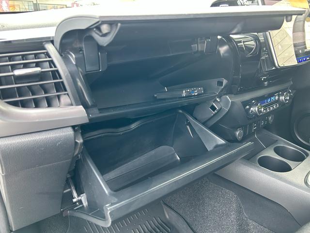 ハイラックス Ｚ　純正キャノピー付車　アルパイン製フローティングナビ（フルセグ／ＤＶＤ／ＳＤ／ＢＴ／ＵＳＢ／ＨＤＭＩ）Ｂカメラ　ナビ連動型ドラレコ　セーフティーセンス　クルコン　リアデフロック　純正アルミ付冬タイヤ有り（46枚目）