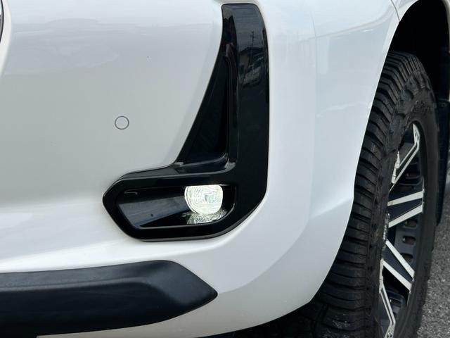 ハイラックス Ｚ　純正キャノピー付車　アルパイン製フローティングナビ（フルセグ／ＤＶＤ／ＳＤ／ＢＴ／ＵＳＢ／ＨＤＭＩ）Ｂカメラ　ナビ連動型ドラレコ　セーフティーセンス　クルコン　リアデフロック　純正アルミ付冬タイヤ有り（56枚目）
