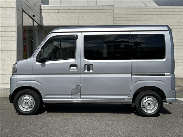 ハイゼットカーゴ スローパー　車いす移動車　１オーナー　切り替え式４ＷＤ　衝突軽減システム　レーンキープ　オートマチックハイビーム　ＡＵＴＯライト　前後クリアランスソナー　リアヒーター　社外前後ドラレコ　横滑り防止　ＵＳＢポート（13枚目）