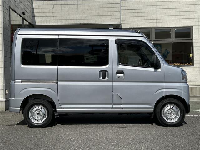 ハイゼットカーゴ スローパー　車いす移動車　１オーナー　切り替え式４ＷＤ　衝突軽減システム　レーンキープ　オートマチックハイビーム　ＡＵＴＯライト　前後クリアランスソナー　リアヒーター　社外前後ドラレコ　横滑り防止　ＵＳＢポート（14枚目）