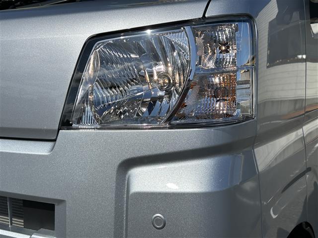 ハイゼットカーゴ スローパー　車いす移動車　１オーナー　切り替え式４ＷＤ　衝突軽減システム　レーンキープ　オートマチックハイビーム　ＡＵＴＯライト　前後クリアランスソナー　リアヒーター　社外前後ドラレコ　横滑り防止　ＵＳＢポート（40枚目）