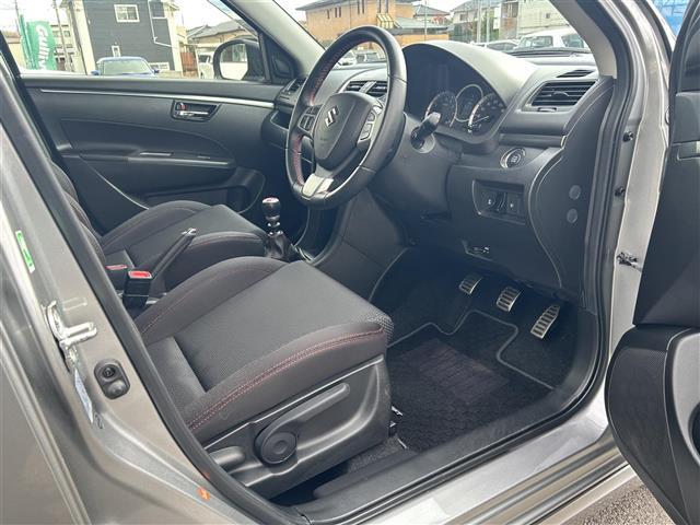 スイフトスポーツ ベースグレード 6速マニュアル クルコンステリモ 社外メモリナビ(フルセグ/SD/DVD/BT/USB)バックカメラ 横滑り防止 HIDヘッドライト フォグランプ AUTOライト プッシュスタート スペアキー ETC(7枚目)