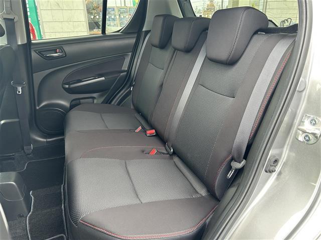 スイフトスポーツ ベースグレード 6速マニュアル クルコンステリモ 社外メモリナビ(フルセグ/SD/DVD/BT/USB)バックカメラ 横滑り防止 HIDヘッドライト フォグランプ AUTOライト プッシュスタート スペアキー ETC(17枚目)