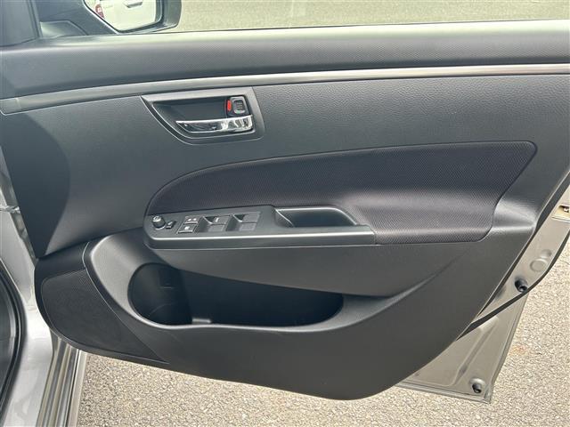 スイフトスポーツ ベースグレード 6速マニュアル クルコンステリモ 社外メモリナビ(フルセグ/SD/DVD/BT/USB)バックカメラ 横滑り防止 HIDヘッドライト フォグランプ AUTOライト プッシュスタート スペアキー ETC(38枚目)