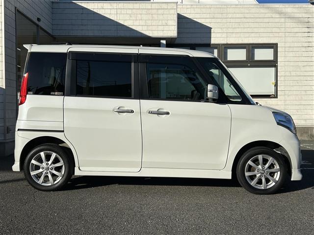 スペーシア Xリミテッド 1オーナー 4WD 衝突軽減システム 両側パワースライド 純正エアロ 社外メモリナビ(ワンセグ/CD/DVD/SD/USB)バックカメラ シートヒーター横滑り防止 ステアリングリモコン HIDライト(5枚目)