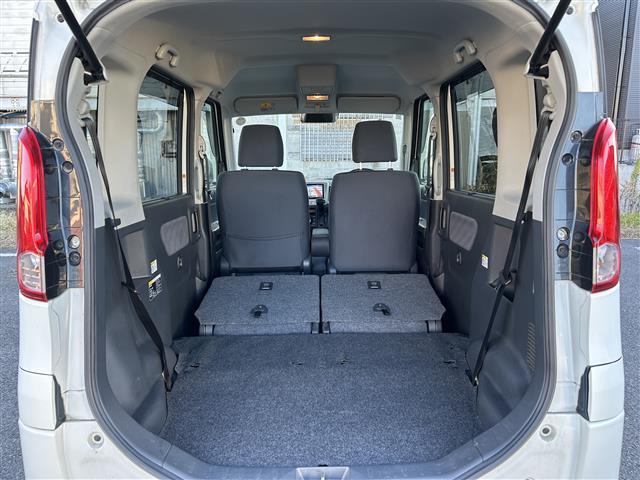 スペーシア Xリミテッド 1オーナー 4WD 衝突軽減システム 両側パワースライド 純正エアロ 社外メモリナビ(ワンセグ/CD/DVD/SD/USB)バックカメラ シートヒーター横滑り防止 ステアリングリモコン HIDライト(12枚目)