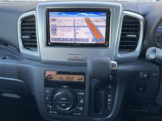 スペーシア Xリミテッド 1オーナー 4WD 衝突軽減システム 両側パワースライド 純正エアロ 社外メモリナビ(ワンセグ/CD/DVD/SD/USB)バックカメラ シートヒーター横滑り防止 ステアリングリモコン HIDライト(22枚目)