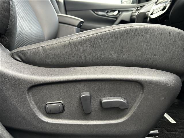 エクストレイル 20Xi Vセレクション 1オーナー 7人乗り 4WD 衝突軽減システム プロパイロット デジタルインナーミラー 純正ナビ(フルセグ/DVD/SD/BT/USB)全方位モニター 純正フリップダウン パワーシート カプロンシート(8枚目)