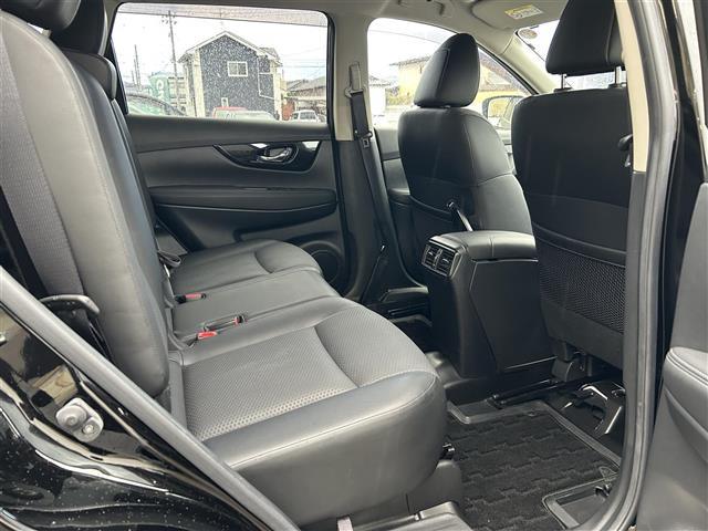 エクストレイル 20Xi Vセレクション 1オーナー 7人乗り 4WD 衝突軽減システム プロパイロット デジタルインナーミラー 純正ナビ(フルセグ/DVD/SD/BT/USB)全方位モニター 純正フリップダウン パワーシート カプロンシート(11枚目)