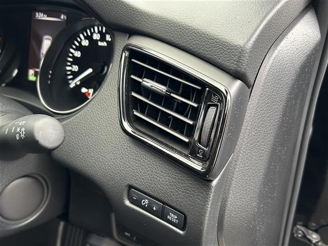 エクストレイル 20Xi Vセレクション 1オーナー 7人乗り 4WD 衝突軽減システム プロパイロット デジタルインナーミラー 純正ナビ(フルセグ/DVD/SD/BT/USB)全方位モニター 純正フリップダウン パワーシート カプロンシート(40枚目)