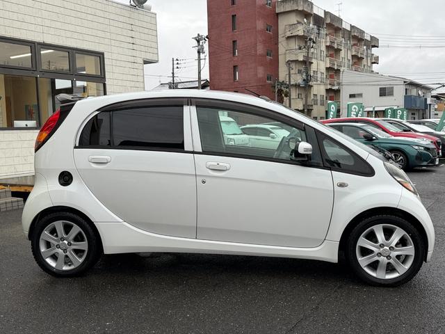 アイ T 社外HDDナビ・フルセグTV・Bluetooth・バックカメラ・ETC(6枚目)