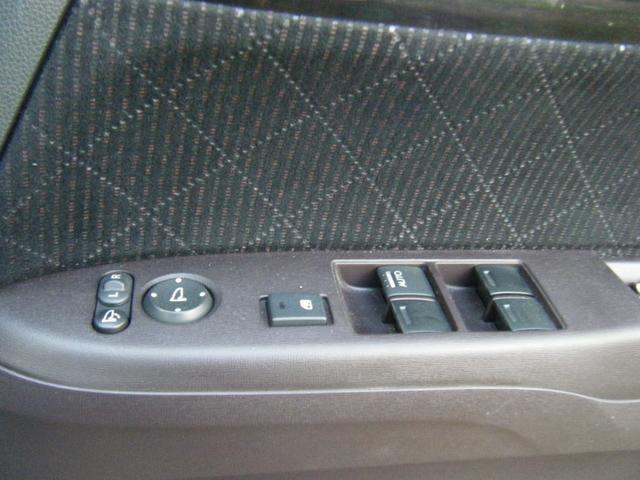 Ｎ－ＯＮＥ プレミアム・Ｌパッケージ　ナビ・ＴＶ・Ｂｌｕｅｔｏｏｔｈ・プッシュスタート・純正ＡＷ（33枚目）