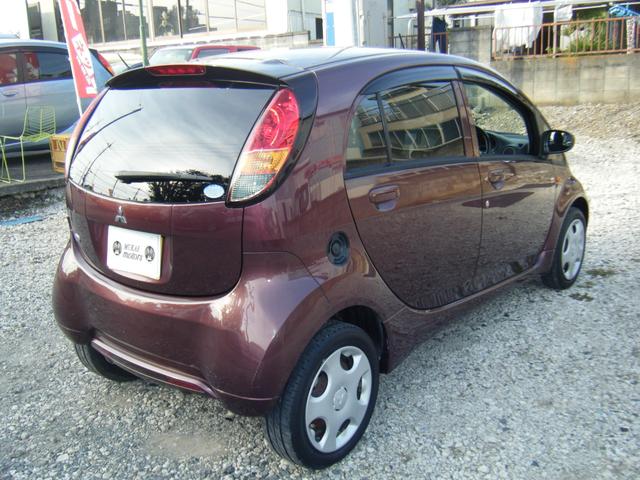 修理代が高い！！など車に乗れば何かしら悩みがでるはずです！！ぜひ当社に頼んでみてください！わかるはずです！！安くできることが！！お見積もりをお持ちになって少しでも当社がお安ければご利用ください！！