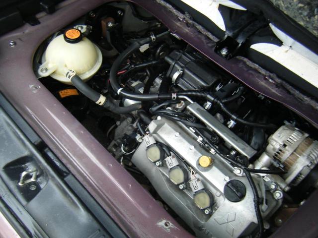 エンジンオイルは交換してご納車いたします。