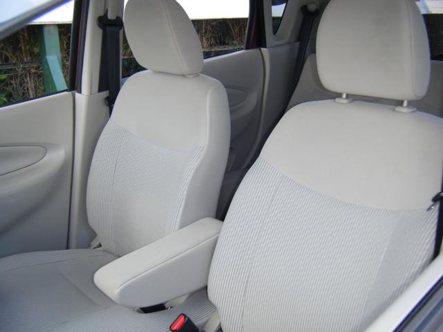 展示前に内外装をクリーニングしています！納車前にも再度、内外装の仕上げを行っております！是非一度、下見にご来店くださいませ！！