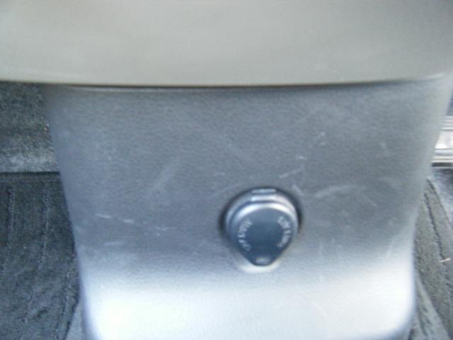 携帯電話などの充電に！アクセサリーソケット。