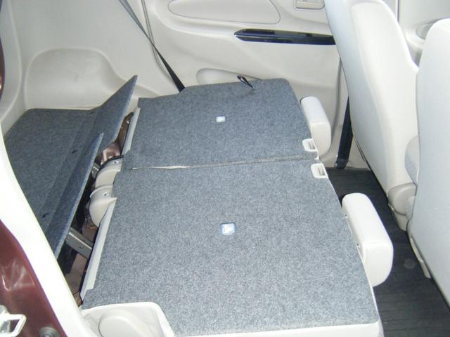 シートアレンジにより空間を広く使えます。ゴルフや釣りにも！