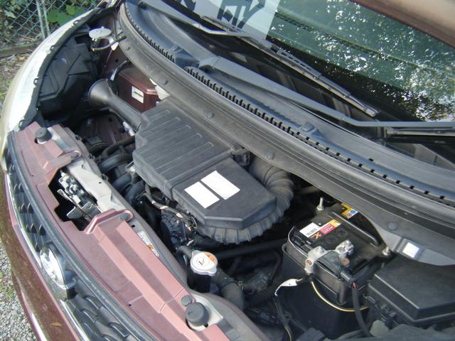 エンジンオイルは交換してご納車いたします。