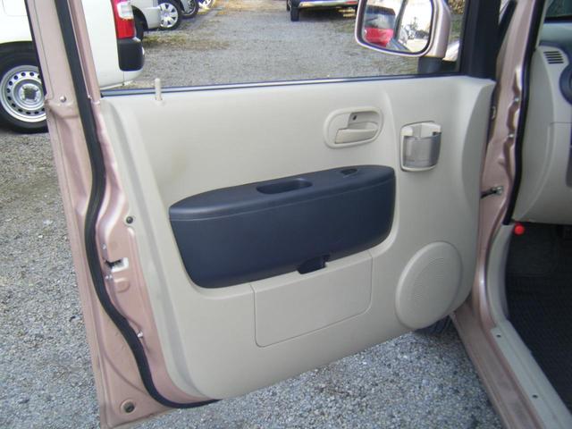 ｅＫワゴン ＭＸ　４ＡＴ・ナビ・ＴＶ・ＤＶＤ再生・キーレス（32枚目）