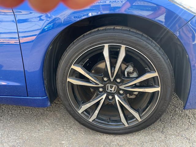 ＣＲ－Ｚ αドレストレーベルＩＩＩ　専用コンビシート／クルーズコントロール／ＨＫＳマフラー／ギャザーズディスプレイオーディオ／Ｂｌｕｅｔｏｏｔｈ／プレミアムペダル／ＭＴモード付／パドルシフト／ＥＴＣ／バックカメラ／１７インチ純正アルミ（26枚目）