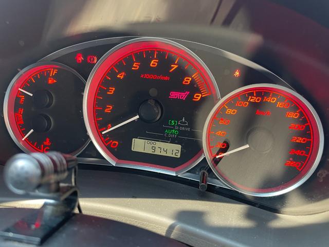 インプレッサ ＷＲＸ　ＳＴｉ　フジツボＡ－ＲＭマフラー／ＳＴＩフロントアンダースポイラー／ＳＴＩリアアンダースポイラー／ＳＴＩビルシュタインサス／ディーラー記録簿１７枚／ナビ／Ｂｌｕｅｔｏｏｔｈ／フルセグＴＶ／バックカメラ／ＥＴＣ（67枚目）