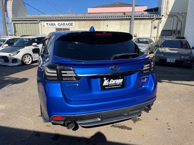 レヴォーグ ２．０ＳＴＩスポーツアイサイト　サンルーフ／ＳＴＩマフラー／ＳＴＩフロントアンダースポイラー／ＳＴＩエアロ／純正ナビ／Ｂｌｕｅｔｏｏｔｈ／ＴＶ／バックカメラ／純正１８インチアルミ／クルコン／パドルシフト／ＳＴＩタワーバー（10枚目）