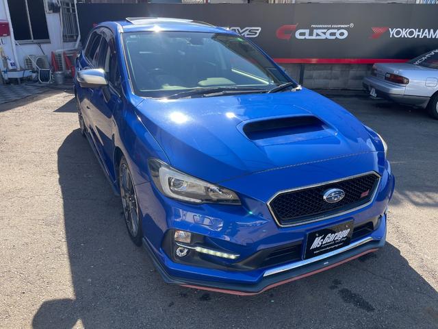 レヴォーグ ２．０ＳＴＩスポーツアイサイト　サンルーフ／ＳＴＩマフラー／ＳＴＩフロントアンダースポイラー／ＳＴＩエアロ／純正ナビ／Ｂｌｕｅｔｏｏｔｈ／ＴＶ／バックカメラ／純正１８インチアルミ／クルコン／パドルシフト／ＳＴＩタワーバー（18枚目）