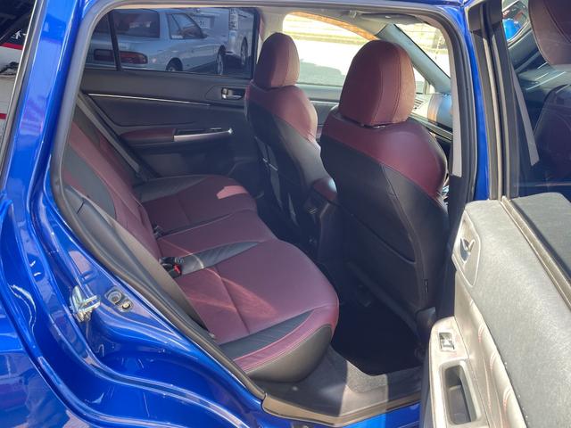 レヴォーグ ２．０ＳＴＩスポーツアイサイト　サンルーフ／ＳＴＩマフラー／ＳＴＩフロントアンダースポイラー／ＳＴＩエアロ／純正ナビ／Ｂｌｕｅｔｏｏｔｈ／ＴＶ／バックカメラ／純正１８インチアルミ／クルコン／パドルシフト／ＳＴＩタワーバー（53枚目）