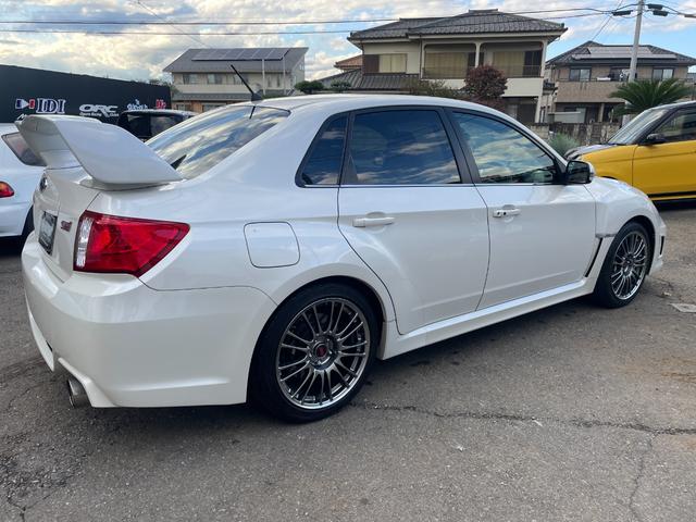 インプレッサ WRX STi フジツボA-Rマフラー/タン革シート/シートヒーター/STI BBS アルミホイール/SIドライブ/フルセグTVナビ/Bluetooth/純正リアスポイラー/ETC/プッシュスタート/スペアタイヤ(14枚目)