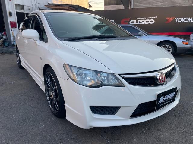 シビック タイプＲ　アドバン１８インチアルミホイール／黒内装／純正ナビ／モデューロサスペンション／無限ドアバイザー／ＥＴＣ／純正ブレンボキャリパー／プッシュスタート（18枚目）