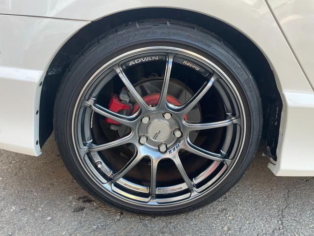 シビック タイプＲ　アドバン１８インチアルミホイール／黒内装／純正ナビ／モデューロサスペンション／無限ドアバイザー／ＥＴＣ／純正ブレンボキャリパー／プッシュスタート（30枚目）