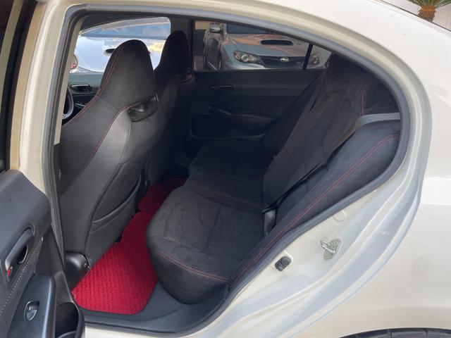 シビック タイプＲ　アドバン１８インチアルミホイール／黒内装／純正ナビ／モデューロサスペンション／無限ドアバイザー／ＥＴＣ／純正ブレンボキャリパー／プッシュスタート（53枚目）