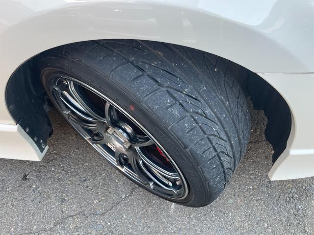 シビック タイプＲ　アドバン１８インチアルミホイール／黒内装／純正ナビ／モデューロサスペンション／無限ドアバイザー／ＥＴＣ／純正ブレンボキャリパー／プッシュスタート（60枚目）