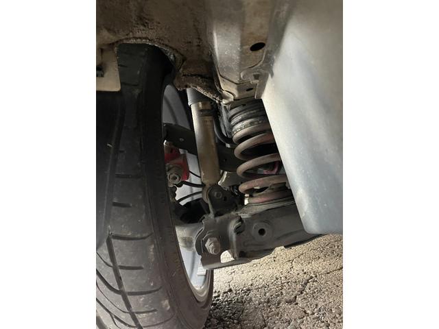 シビック タイプＲ　アドバン１８インチアルミホイール／黒内装／純正ナビ／モデューロサスペンション／無限ドアバイザー／ＥＴＣ／純正ブレンボキャリパー／プッシュスタート（62枚目）