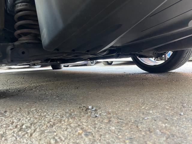 シビック タイプＲ　アドバン１８インチアルミホイール／黒内装／純正ナビ／モデューロサスペンション／無限ドアバイザー／ＥＴＣ／純正ブレンボキャリパー／プッシュスタート（63枚目）