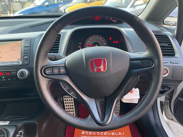 シビック タイプＲ　アドバン１８インチアルミホイール／黒内装／純正ナビ／モデューロサスペンション／無限ドアバイザー／ＥＴＣ／純正ブレンボキャリパー／プッシュスタート（65枚目）