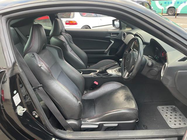 ＢＲＺ Ｓ　純正ナビ／Ｂｌｕｅｔｏｏｔｈ／フルセグＴＶ／６ＭＴ／純正アルミホイール／リアスポイラー／ドライブレコーダー／スマートキー／シートヒーター／バックカメラ（34枚目）