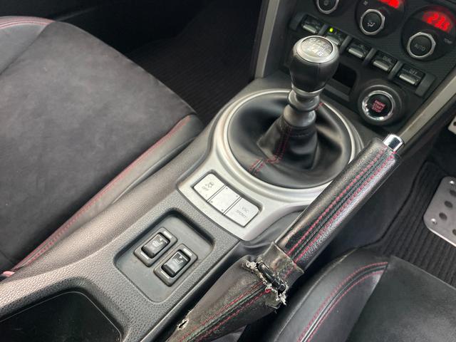 ＢＲＺ Ｓ　純正ナビ／Ｂｌｕｅｔｏｏｔｈ／フルセグＴＶ／６ＭＴ／純正アルミホイール／リアスポイラー／ドライブレコーダー／スマートキー／シートヒーター／バックカメラ（39枚目）