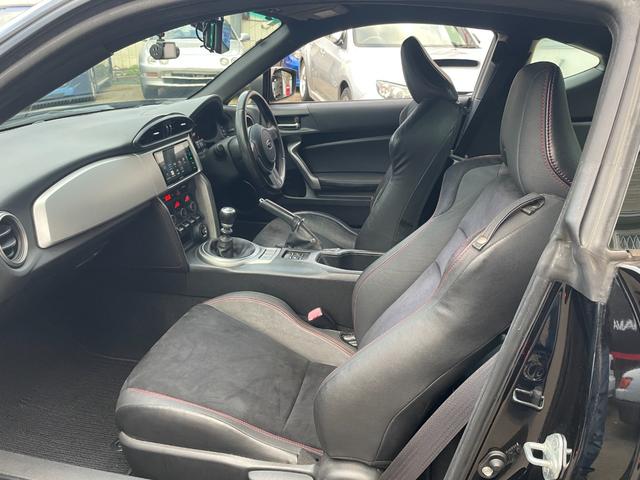 ＢＲＺ Ｓ　純正ナビ／Ｂｌｕｅｔｏｏｔｈ／フルセグＴＶ／６ＭＴ／純正アルミホイール／リアスポイラー／ドライブレコーダー／スマートキー／シートヒーター／バックカメラ（49枚目）