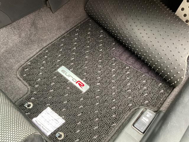 アコード ユーロＲ　無限エアロ　無限マフラー　無限サス　新品タイヤ２本装着　社外アルミホイール　後期型　無限ドアバイザー（39枚目）