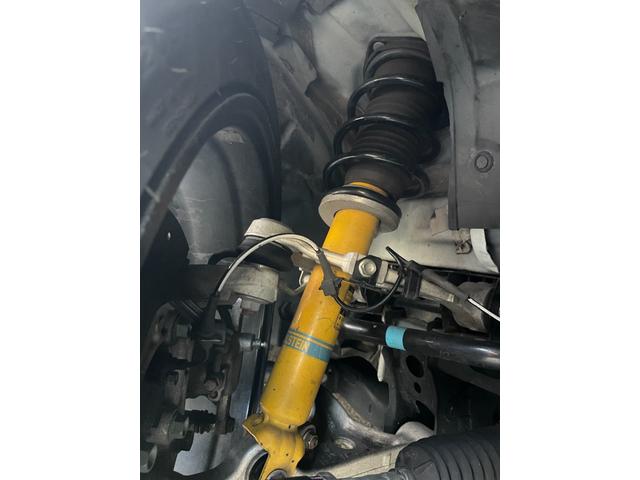 ロードスターＲＦ ＶＳ　後期型／クスコＬＳＤ／ＡＴ用ファイナル／強化エンジン・デフマウント／ＥＮＫＥＩ　ＧＴＣ０１アルミ／ＮＲ－Ａ純正ビルシュタインダンパー／サイドステップ／フロントスポイラー／社外リアスポイラー（59枚目）