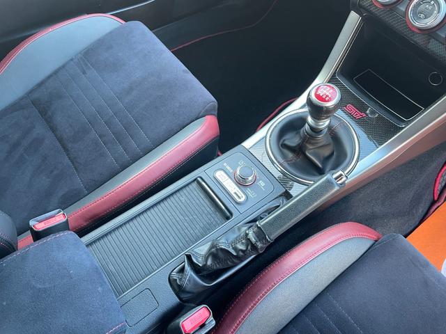 �U���}�j���A���V�t�g��