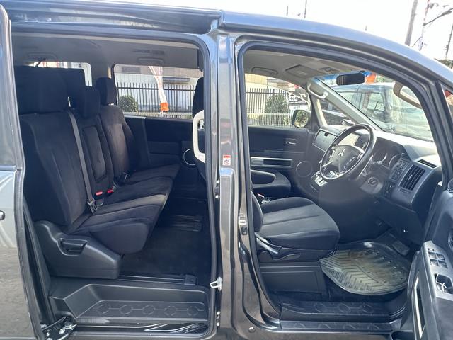 デリカD:5 D パワーパッケージ 両面パワスライドドア フルセグTV フリップダウンモニター シートヒーター バックカメラ パドルシフトBluetooth ETC ワンオーナー(6枚目)