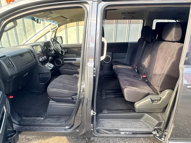 デリカD:5 D パワーパッケージ 両面パワスライドドア フルセグTV フリップダウンモニター シートヒーター バックカメラ パドルシフトBluetooth ETC ワンオーナー(9枚目)