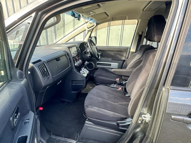 デリカD:5 D パワーパッケージ 両面パワスライドドア フルセグTV フリップダウンモニター シートヒーター バックカメラ パドルシフトBluetooth ETC ワンオーナー(10枚目)