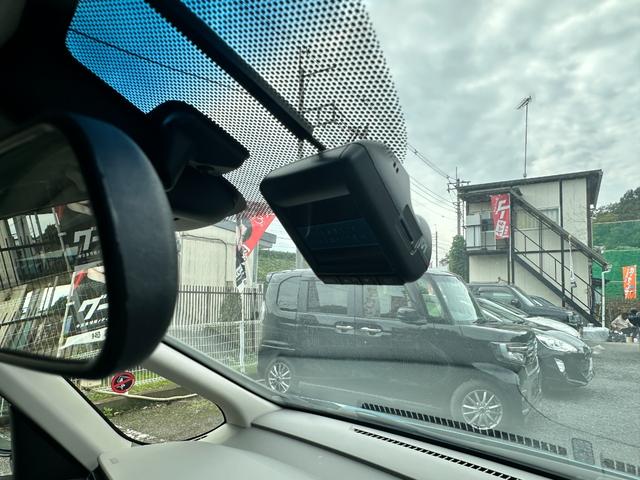 フリード Ｇ・ホンダセンシング　ＥＴＣ　ナビテレビ　バックカメラ　ＵＶカットパッケージ　ＨＩＤ　ヘッドライト　フロントフォグ　純正ホイール　ハーフレーザーシート（25枚目）