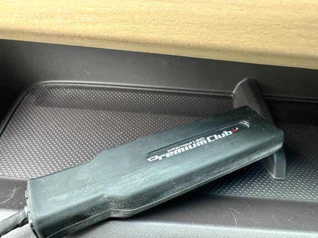 フリード Ｇ・ホンダセンシング　ＥＴＣ　ナビテレビ　バックカメラ　ＵＶカットパッケージ　ＨＩＤ　ヘッドライト　フロントフォグ　純正ホイール　ハーフレーザーシート（32枚目）